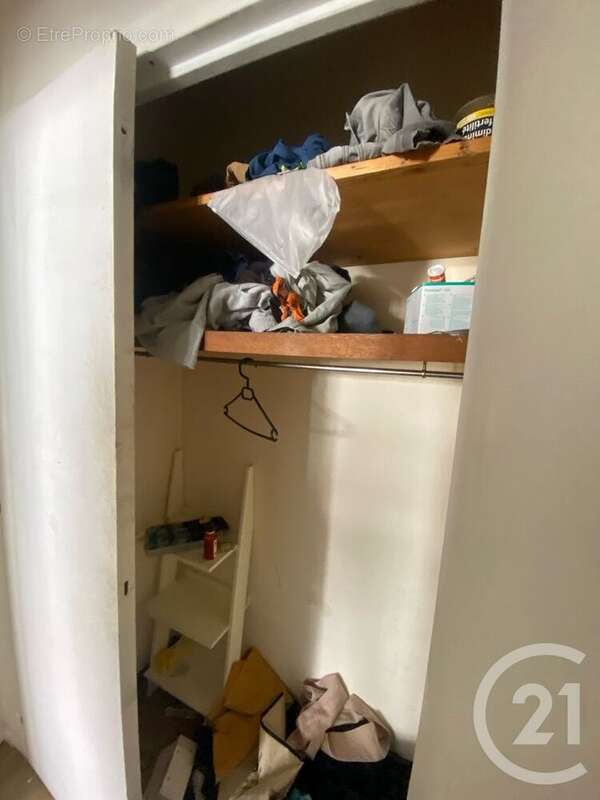 Appartement à MARSEILLE-4E