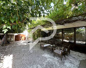 Maison à LA ROQUE-D&#039;ANTHERON