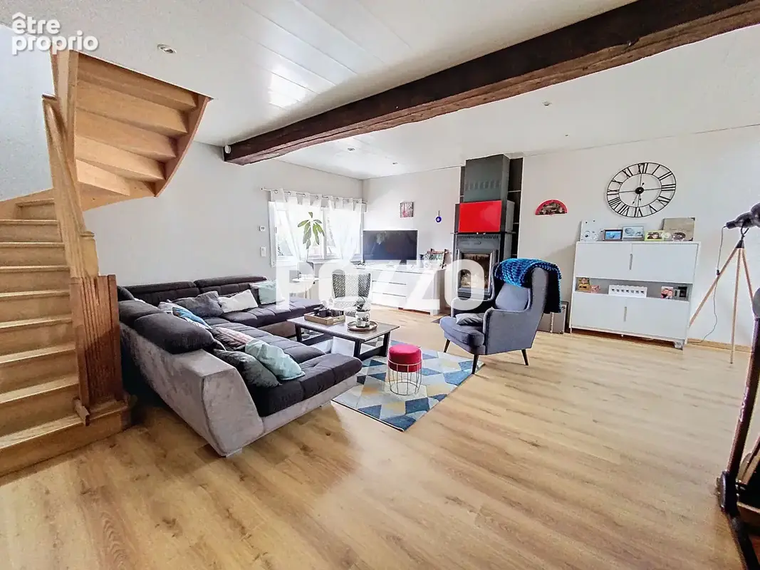 A VENDRE Maison familiale de 178 m² avec dépendances ? Isigny-le-Buat - photo 9