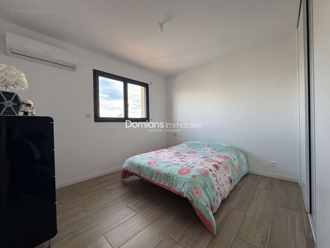 Maison 100 m² à Thuir  - photo 5