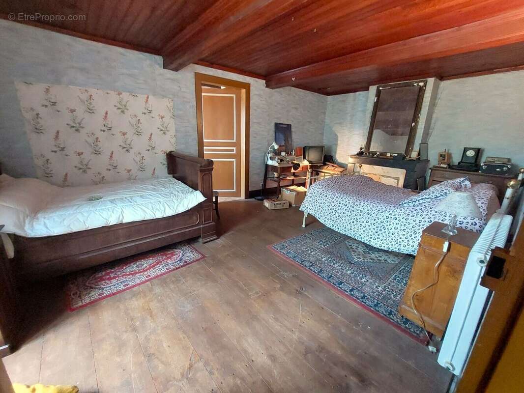 Maison en pierres à un petit prix secteur "proche aspet"... - photo 12