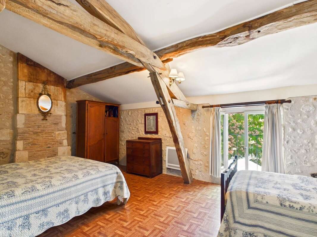 Maison à RIBERAC