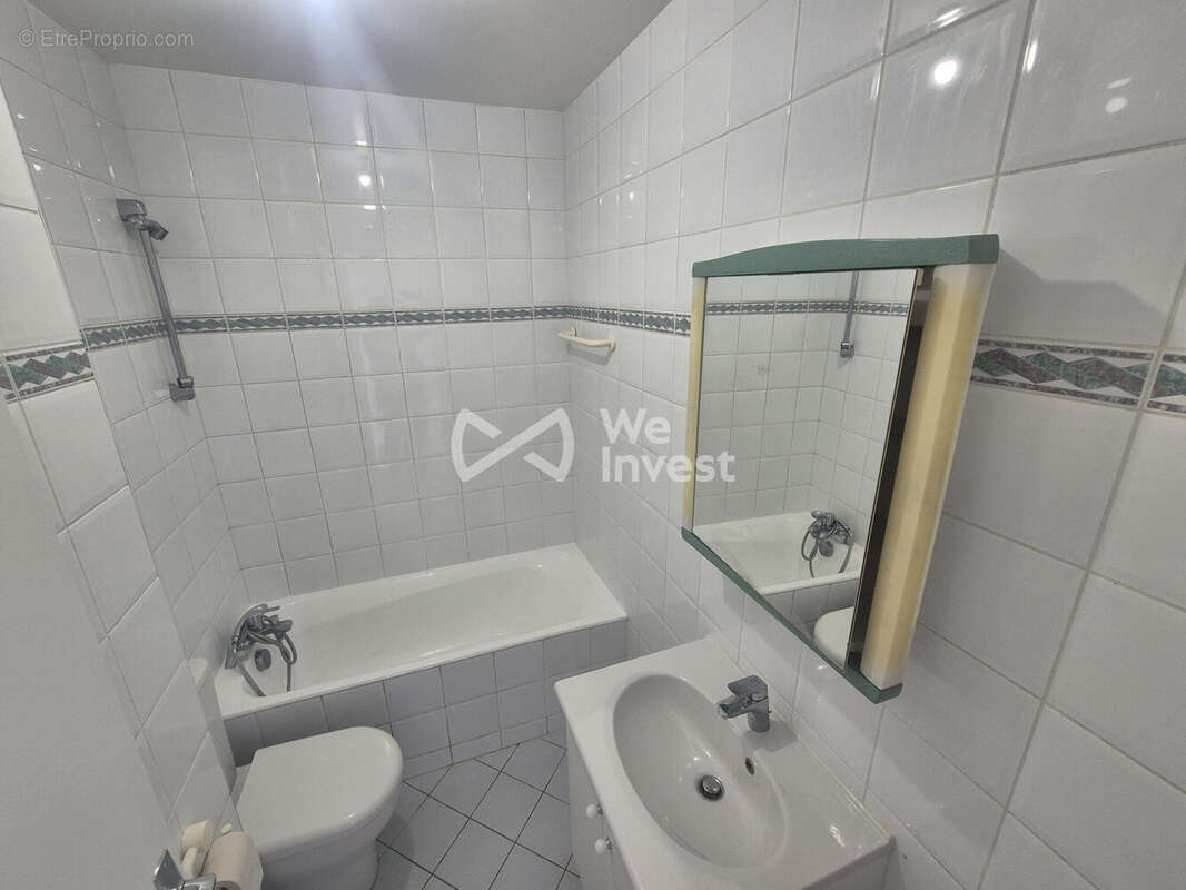 Appartement à LES PAVILLONS-SOUS-BOIS