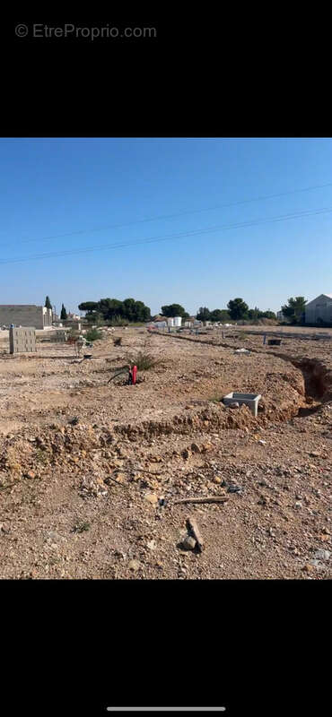 Terrain à FOS-SUR-MER