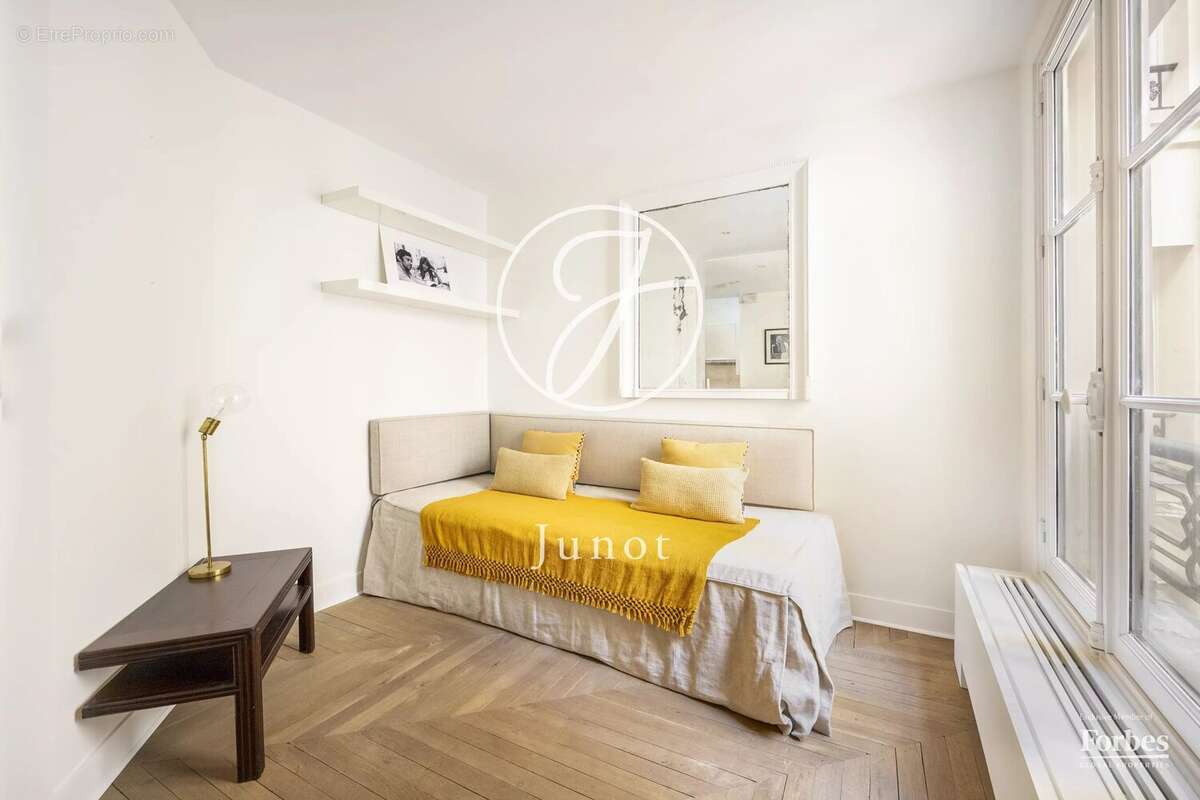 Appartement à PARIS-6E