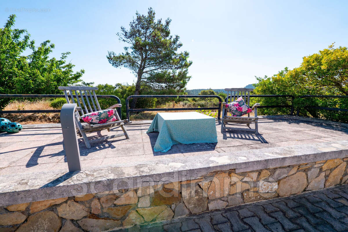 Maison à FONTJONCOUSE