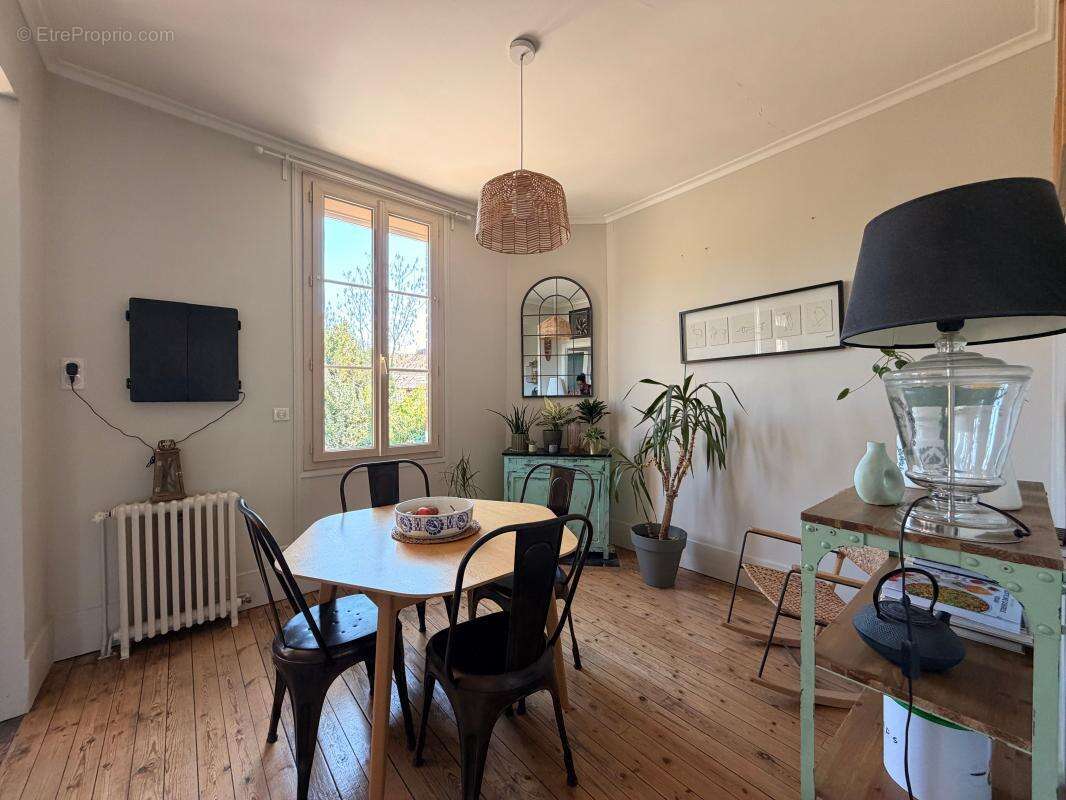 Chaleureuse, fonctionnelle, prête à vivre - MARGNY LES COMPIEGNE - photo 6