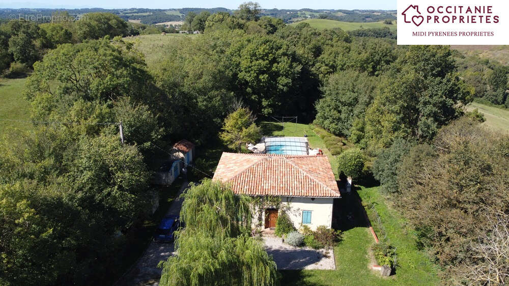 Maison à VILLEFRANCHE