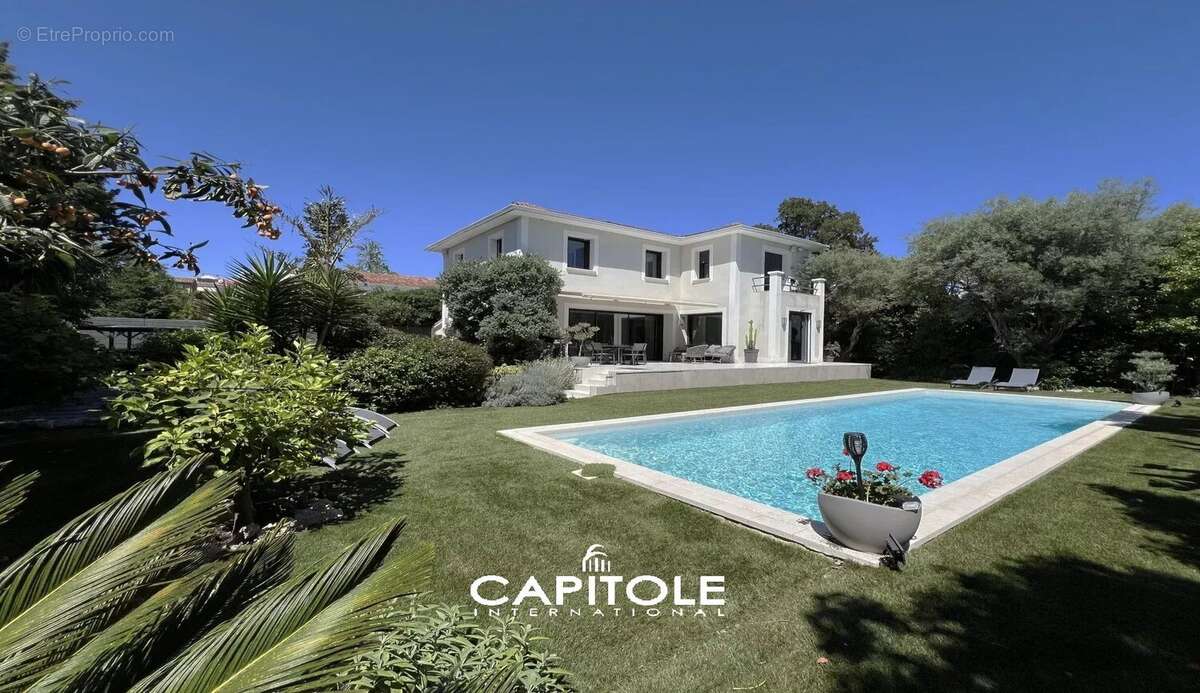 Maison à ANTIBES
