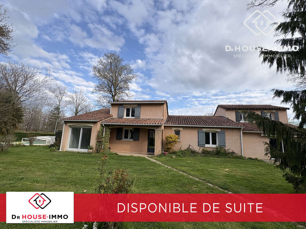 Maison à SAINT-ESTEPHE