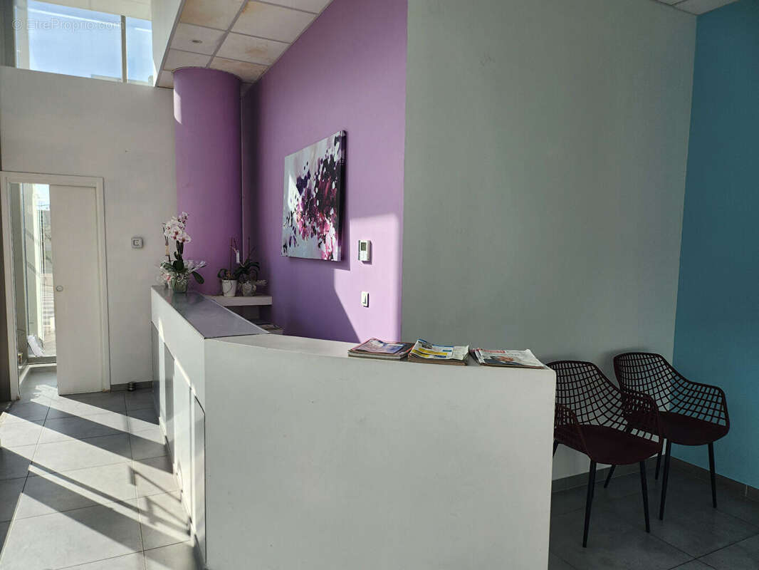 Autre à MARSEILLE-2E