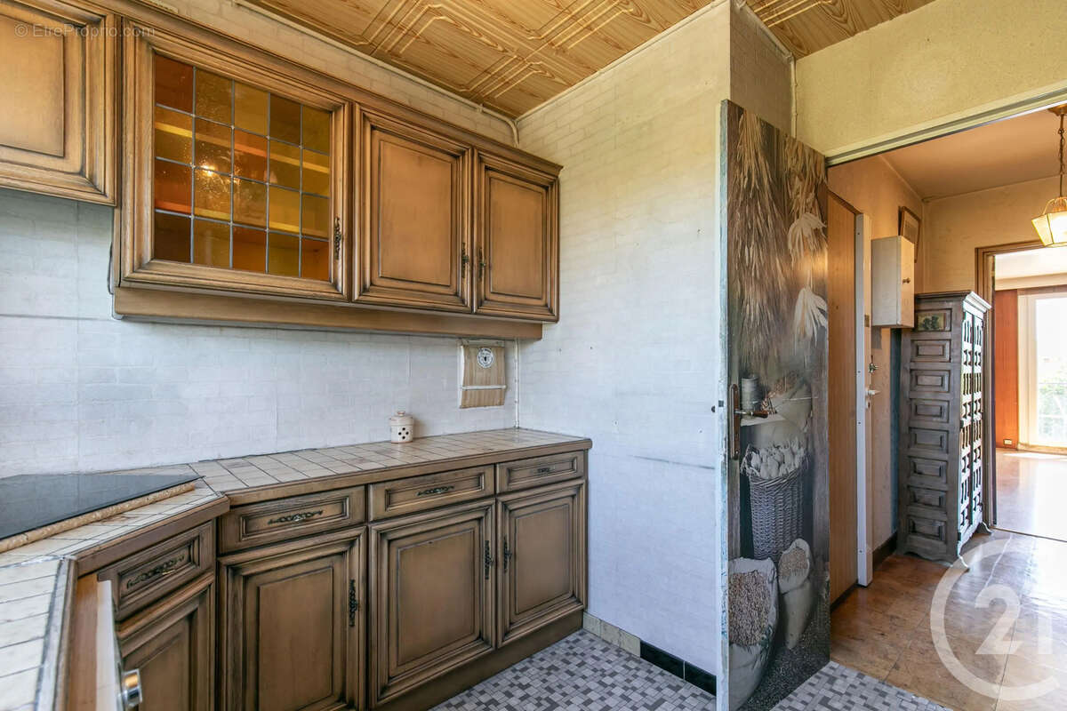 Appartement à SAINT-MAUR-DES-FOSSES