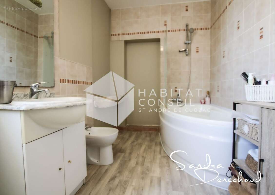 Maison à SAINT-ANDRE-DE-CUBZAC