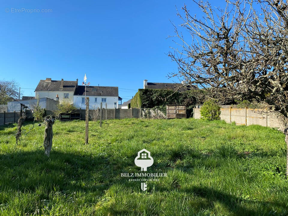 Terrain à BELZ