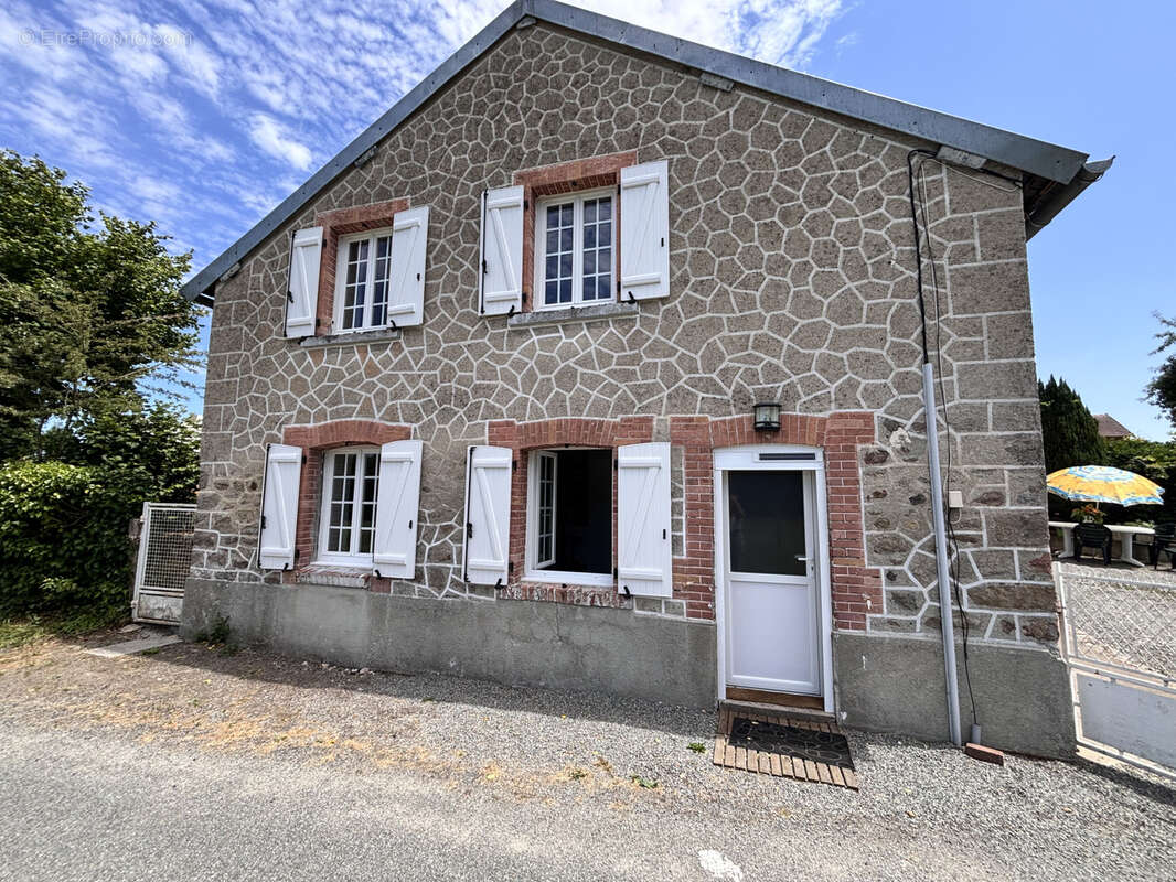 Maison à BOSMOREAU-LES-MINES