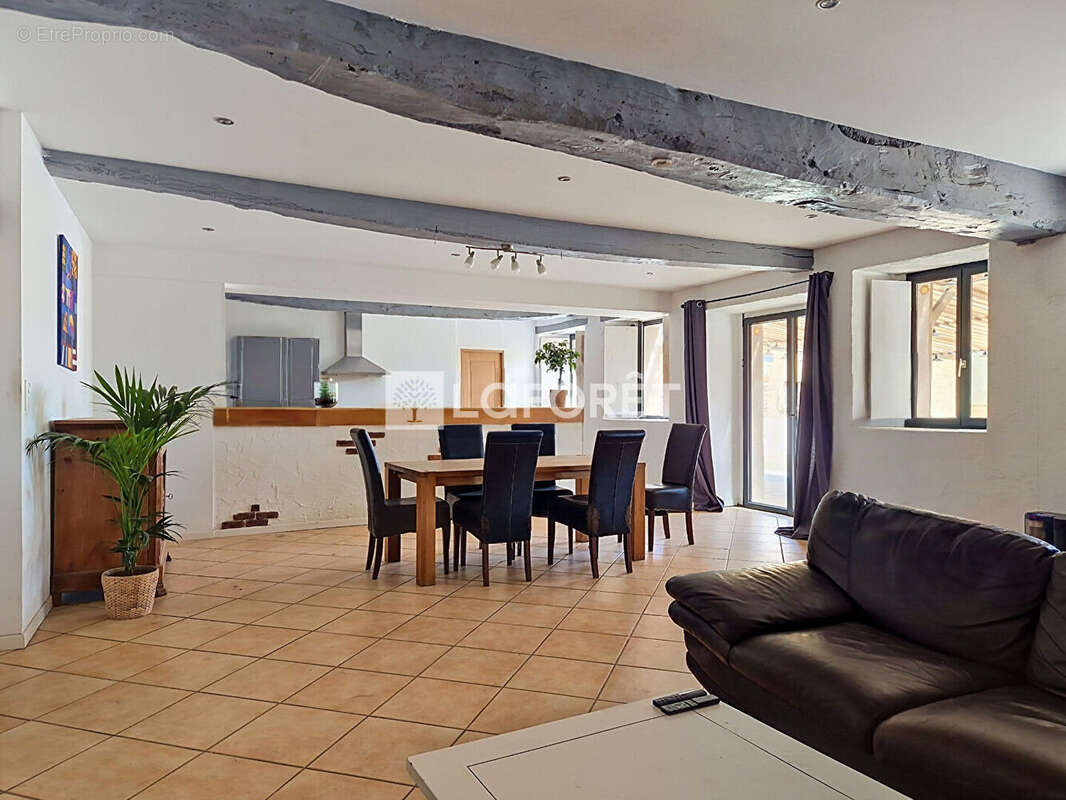 Maison Mordelles 7 pièce(s) 240 m2, Terrain 1272 m2 - photo 4