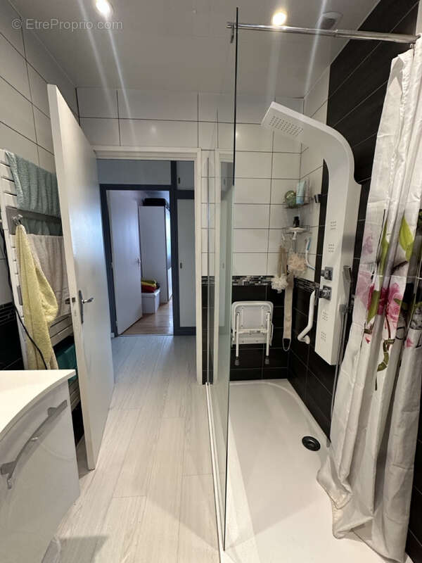 Maison à ETIVAL-CLAIREFONTAINE