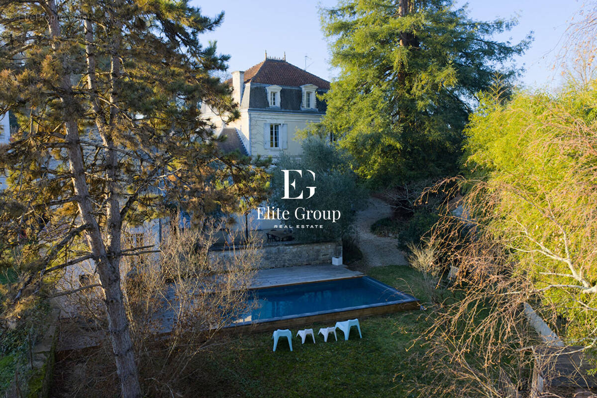 Maison à TOUVRE