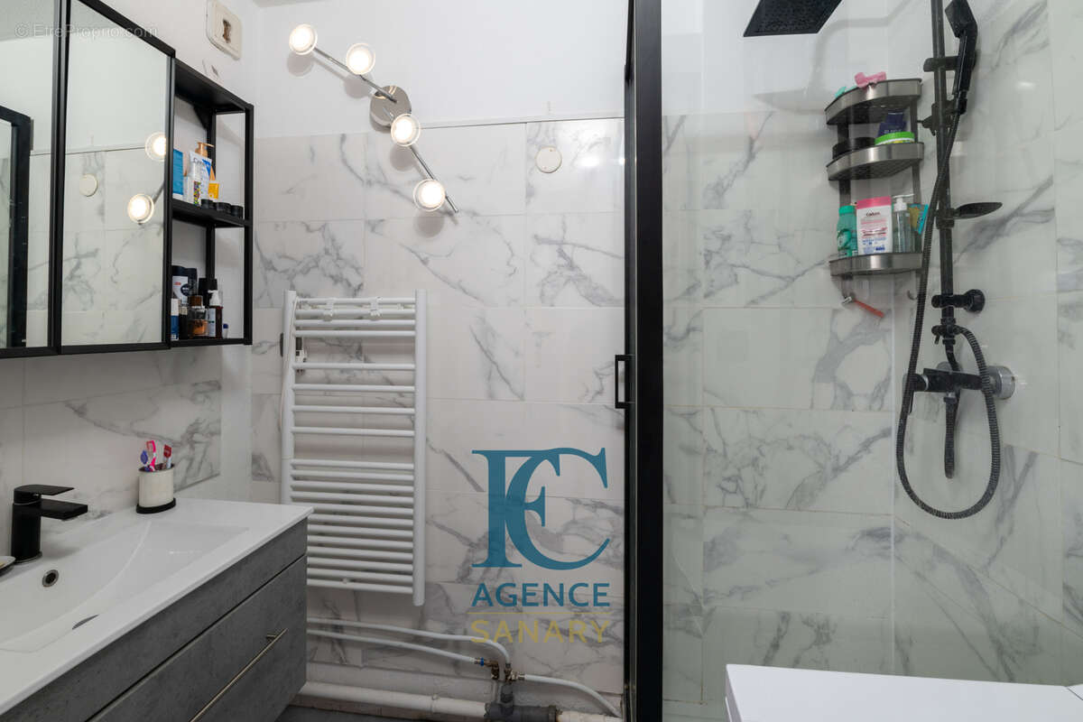 Appartement à SANARY-SUR-MER