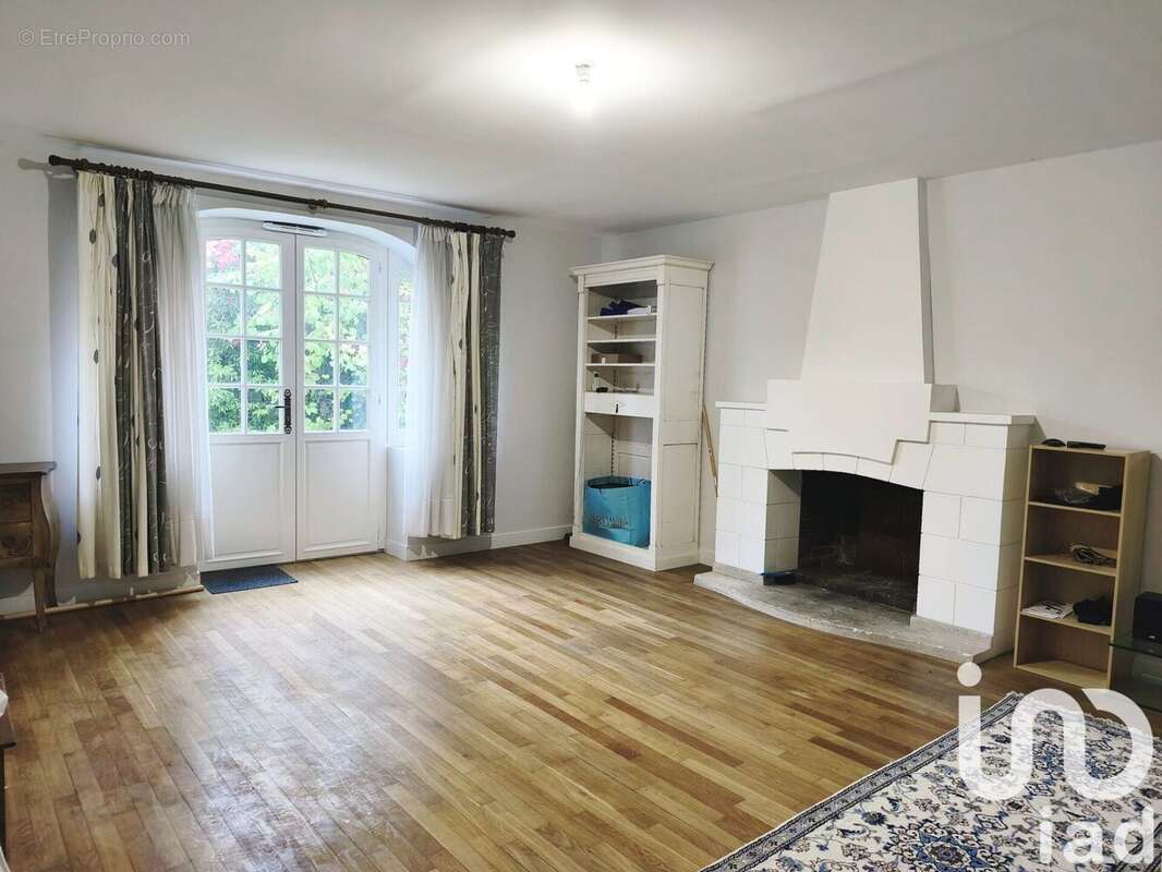 Photo 5 - Maison à CHATENAY-SUR-SEINE