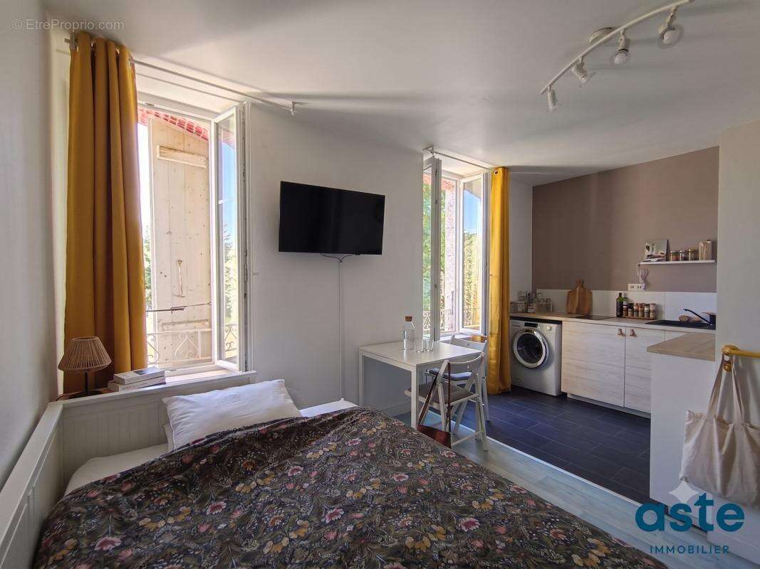 Charmant studio avec vue dégagée sur parc - Au coeur du Châ - photo 5