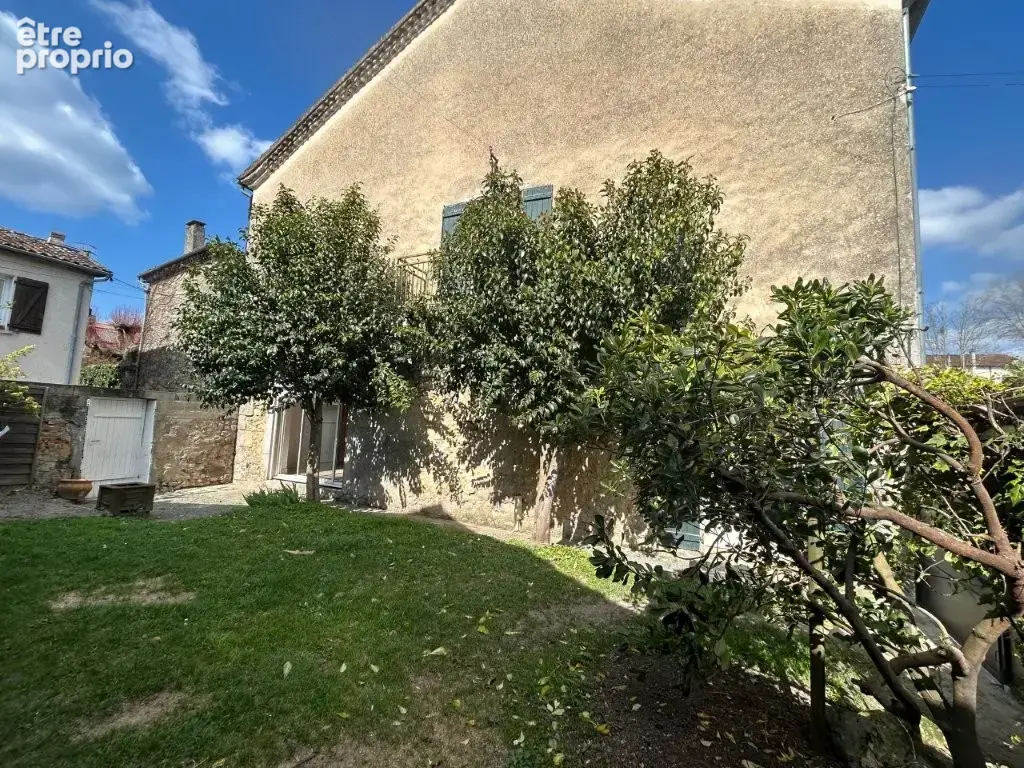 Maison à MEZIN