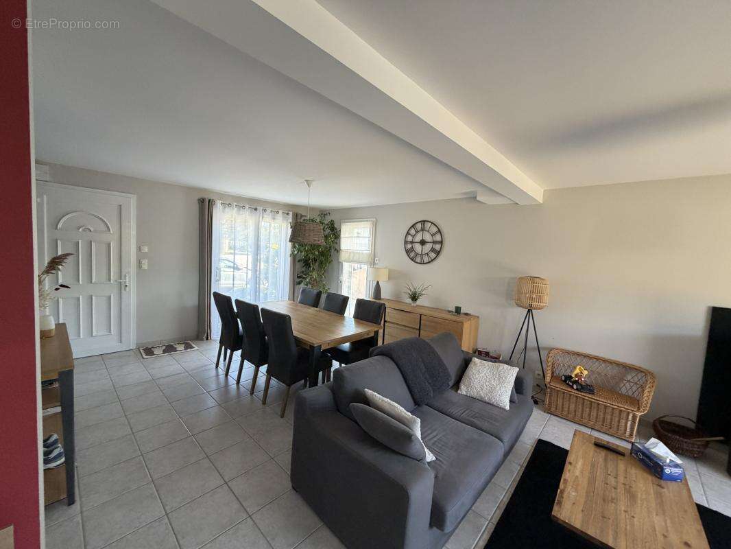 Maison à LES SORINIERES