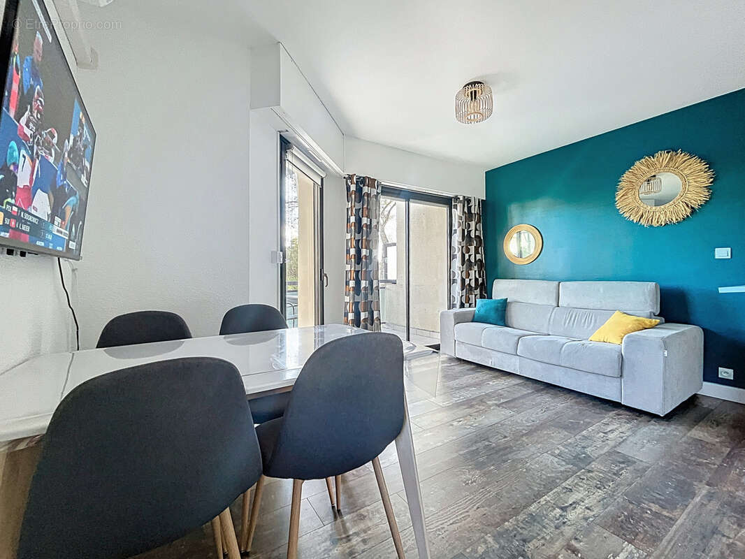 Appartement à SAINT-RAPHAEL