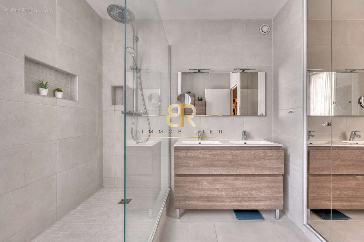 Appartement à CHAMPIGNY-SUR-MARNE