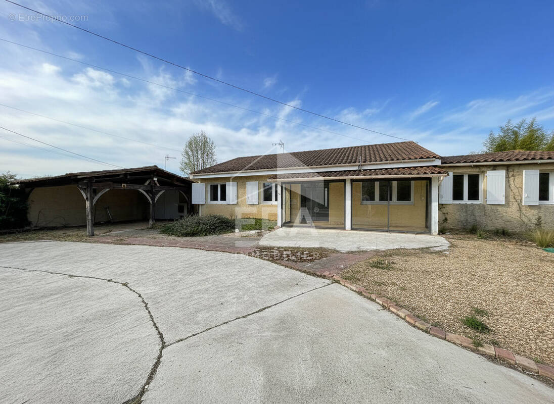 Maison à MONTPON-MENESTEROL