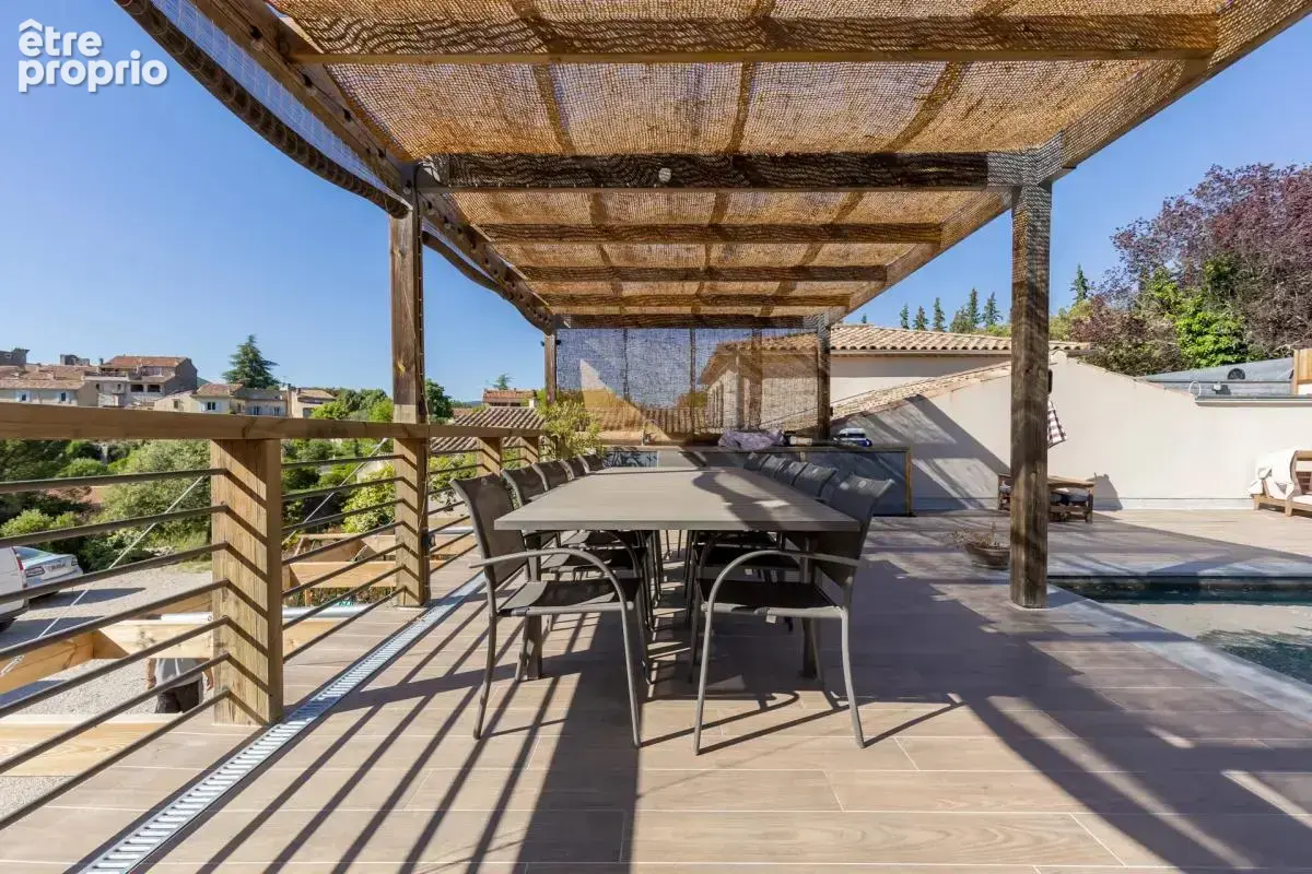Superbe bastide de 217 m² avec piscine à Grambois - photo 22