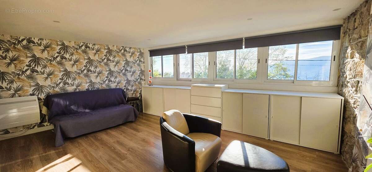 Appartement à ASPREMONT