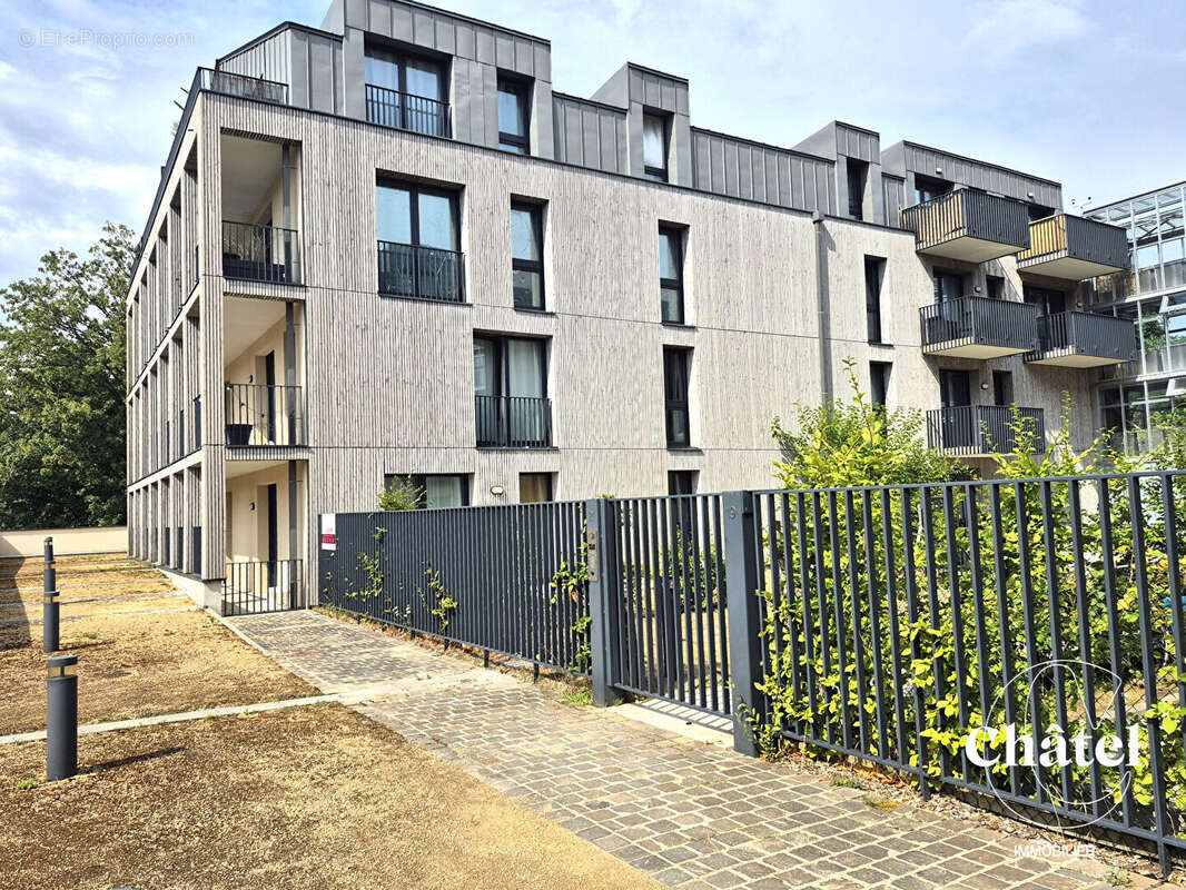 Appartement Chantilly  2 ch- jardin - proche gare -jardin -terrasse- parking sous sol - photo 9