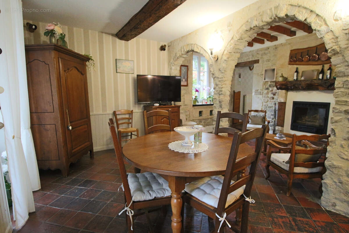 Maison à RANCHY