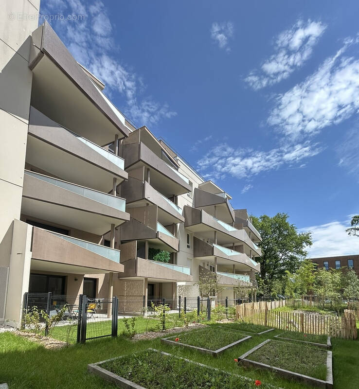 Appartement à MEYLAN