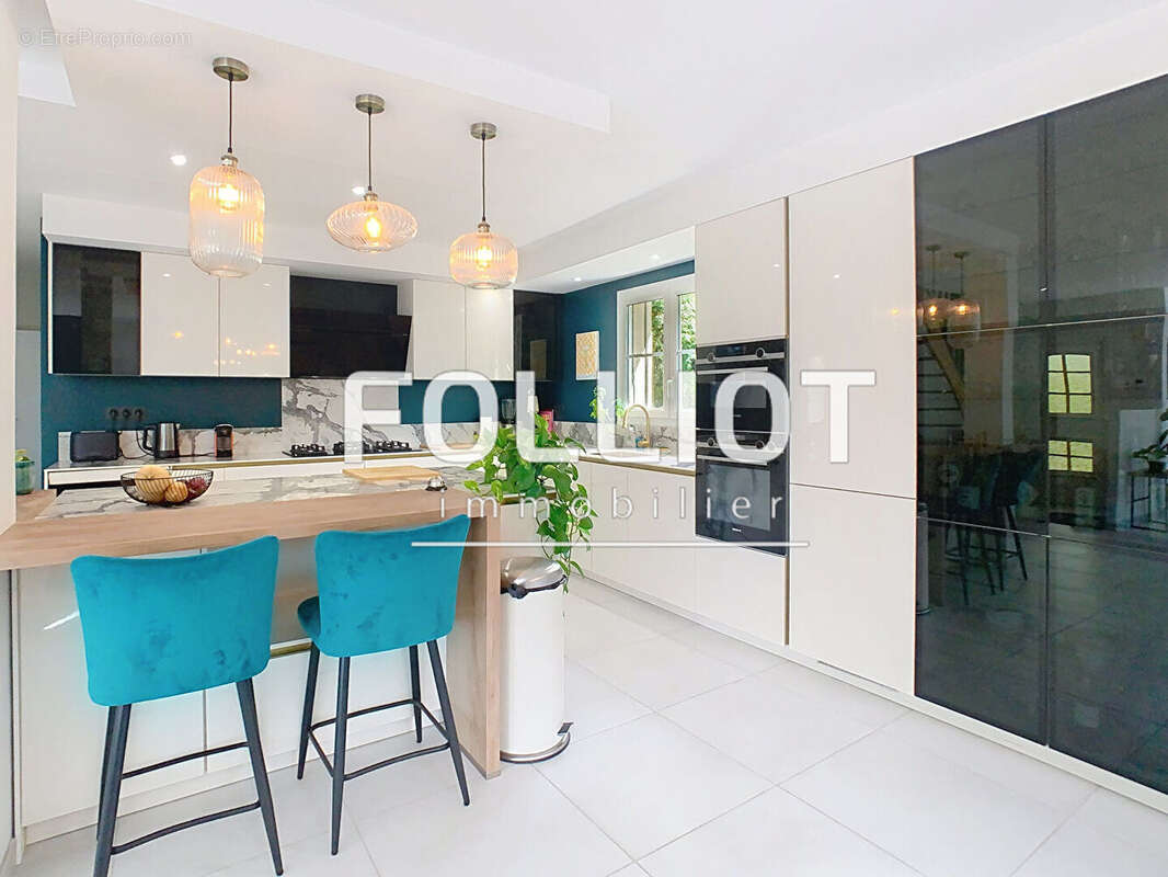 Maison à SAINT-GEORGES-MONTCOCQ