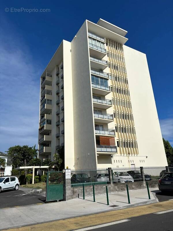 Appartement à SAINT-DENIS