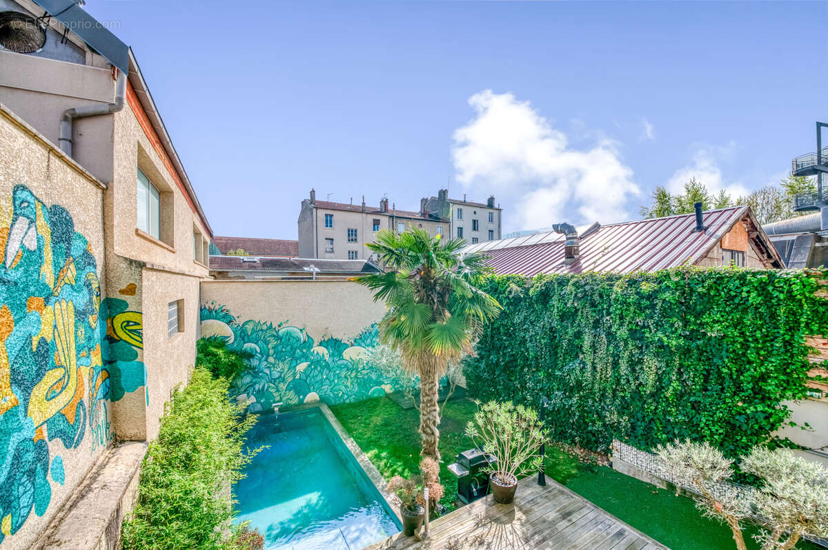 Maison à VILLEURBANNE