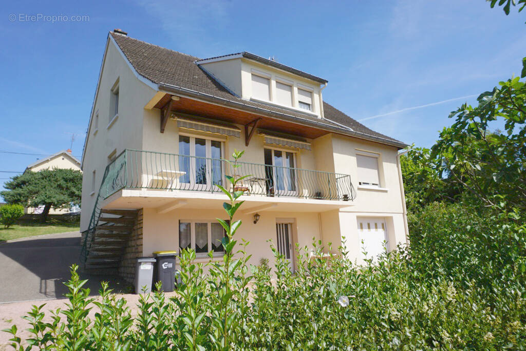 Maison à PARAY-LE-MONIAL