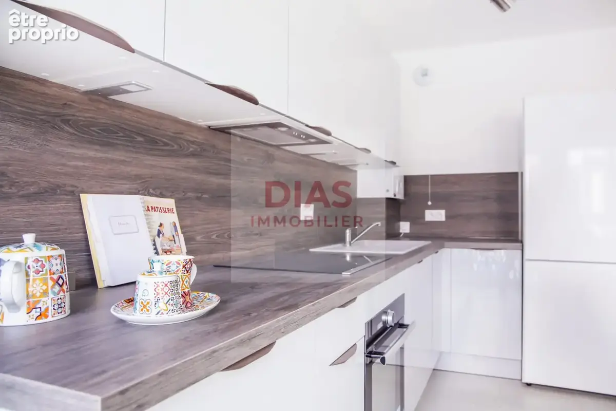 Appartement 1 pièce 28 m² à vendre à Pontault-Combault (77340) - photo 2