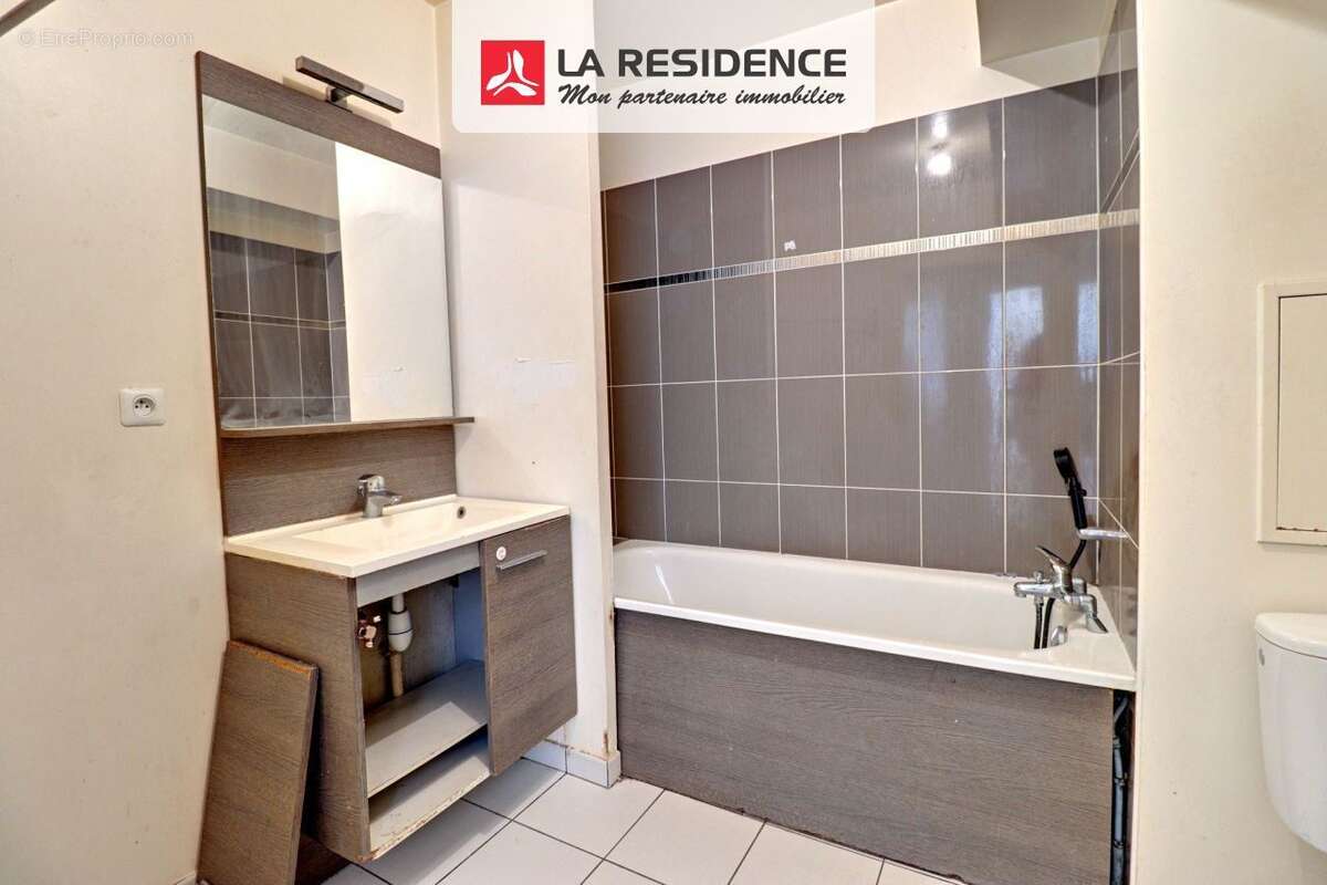 Appartement 44 m² à Acheres  - photo 5