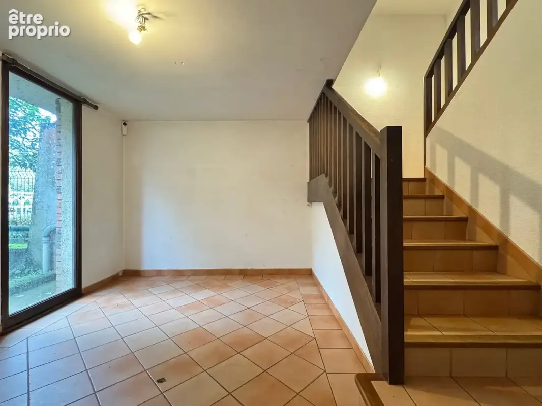 Maison 220 m² à Rennes  - photo 2