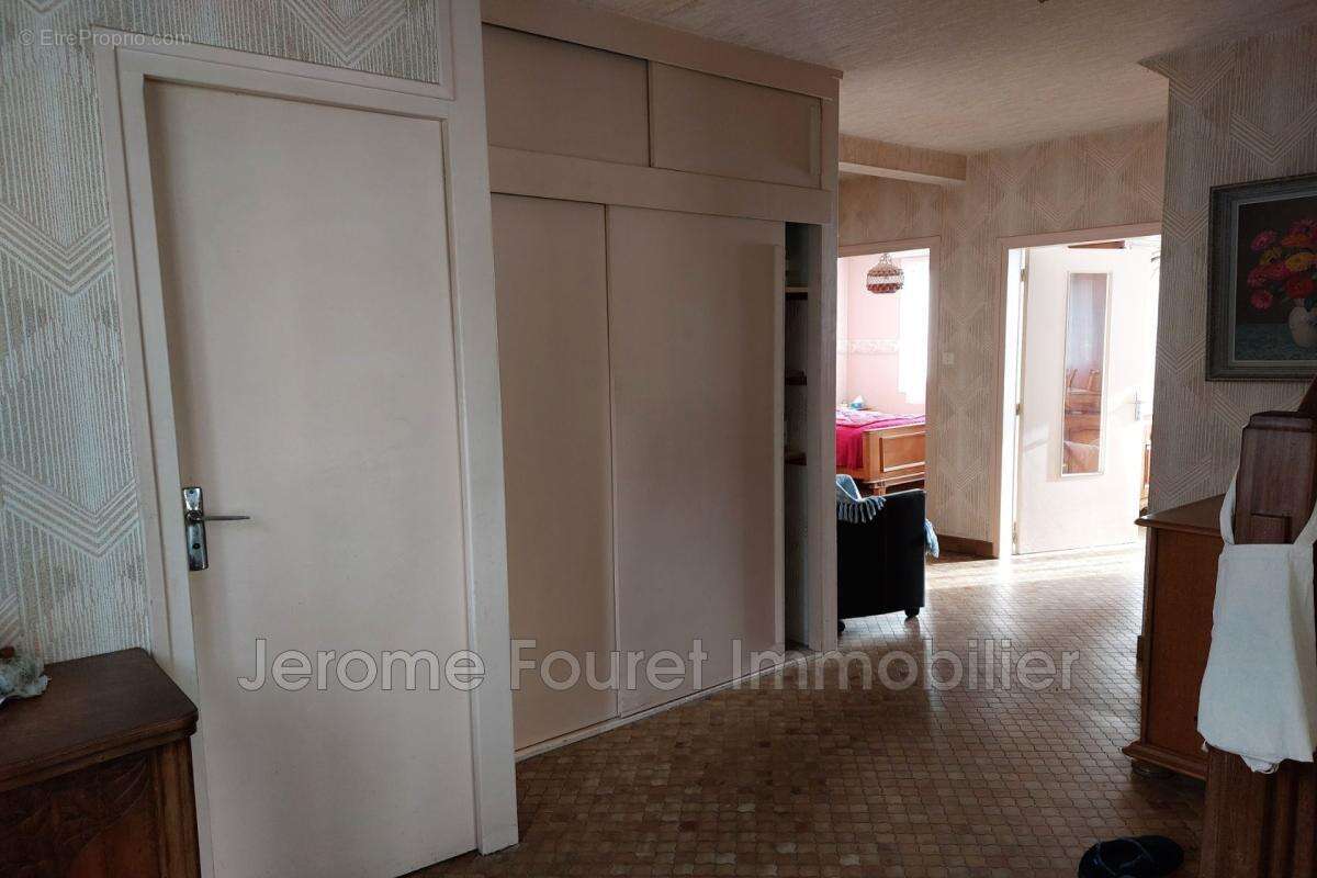 Maison à EGLETONS