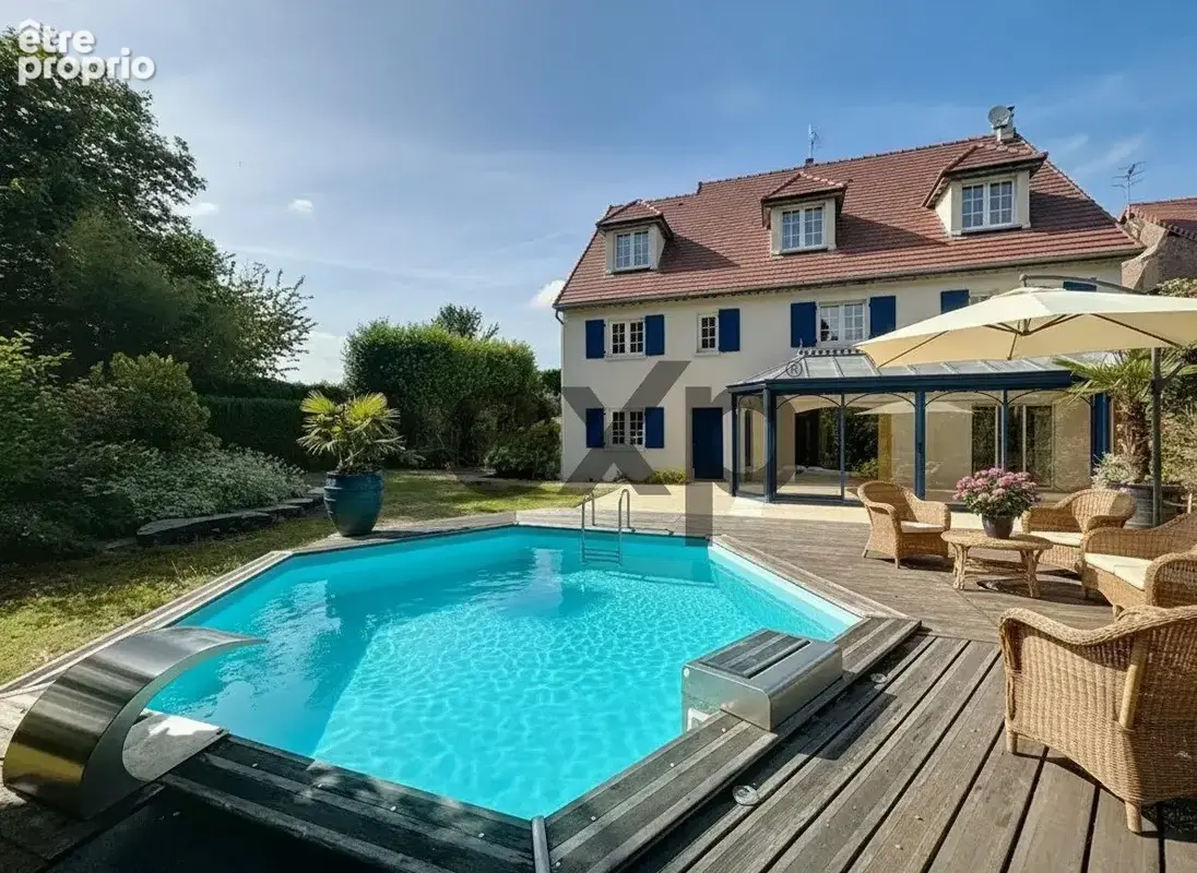 Maison à COMPIEGNE