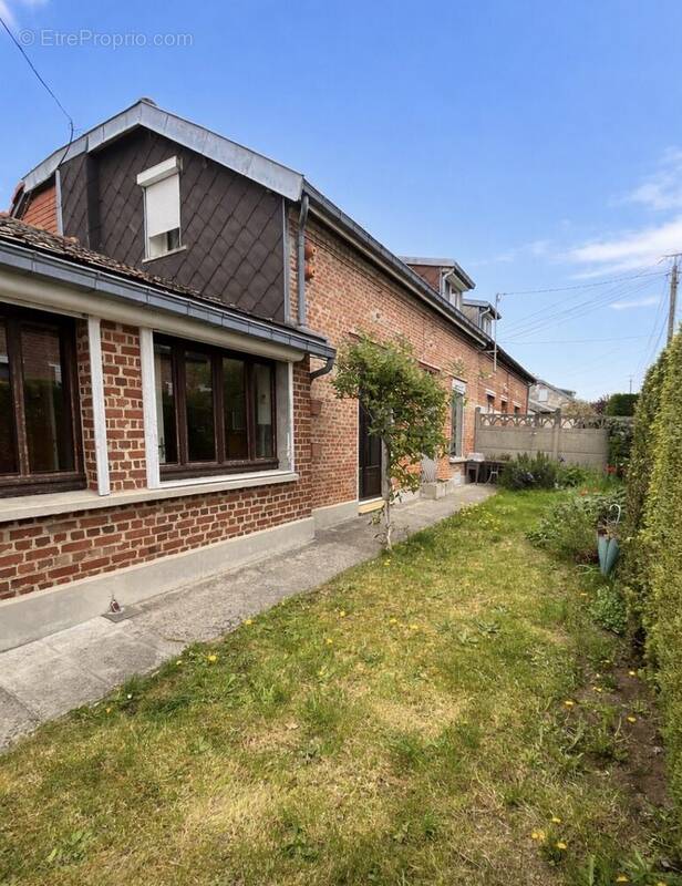 Maison à LE CATEAU-CAMBRESIS