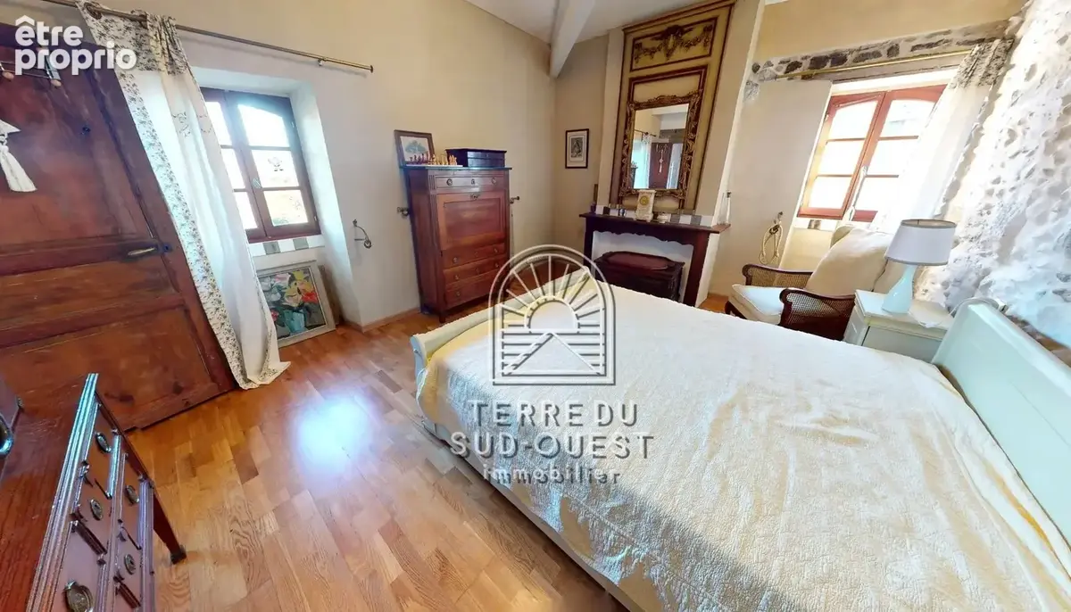 Propriété avec maison, gîte et dépendance - 500 m2 exploitables - photo 6