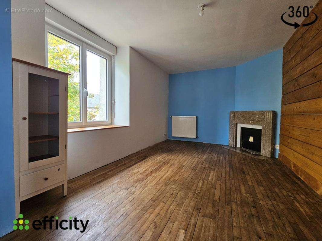 Maison à SAINT-DOMINEUC