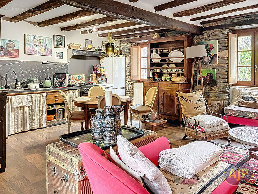 Maison à ROCHEFORT-EN-TERRE