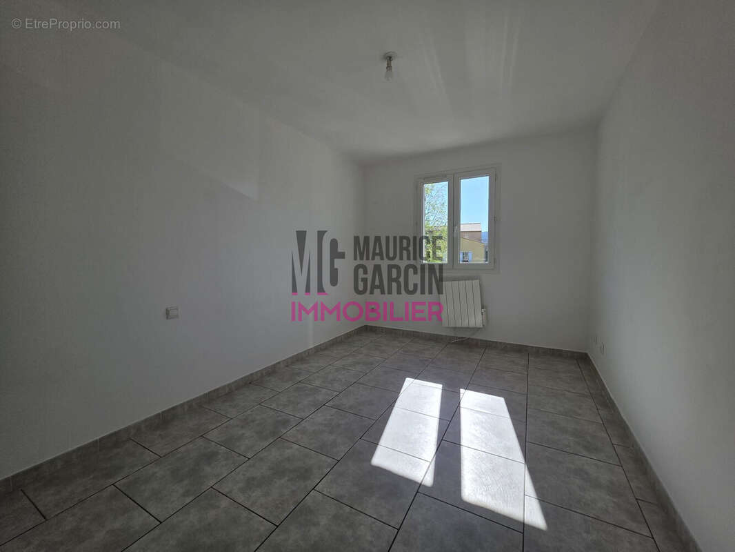 Maison à MALEMORT-DU-COMTAT