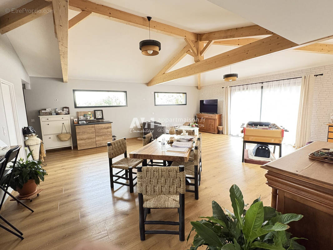 Maison à PLAN-D&#039;AUPS-SAINTE-BAUME